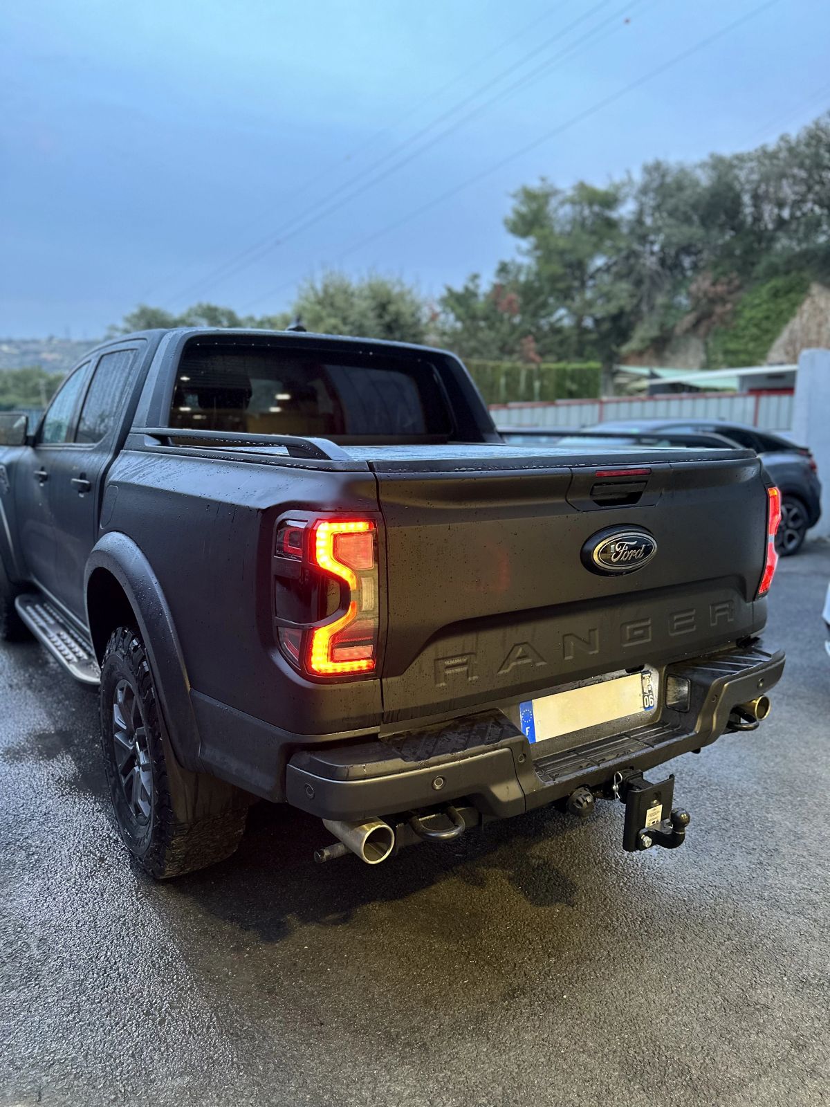 Ford Ranger Raptor covering noir mat wrap 4x4 pick-up